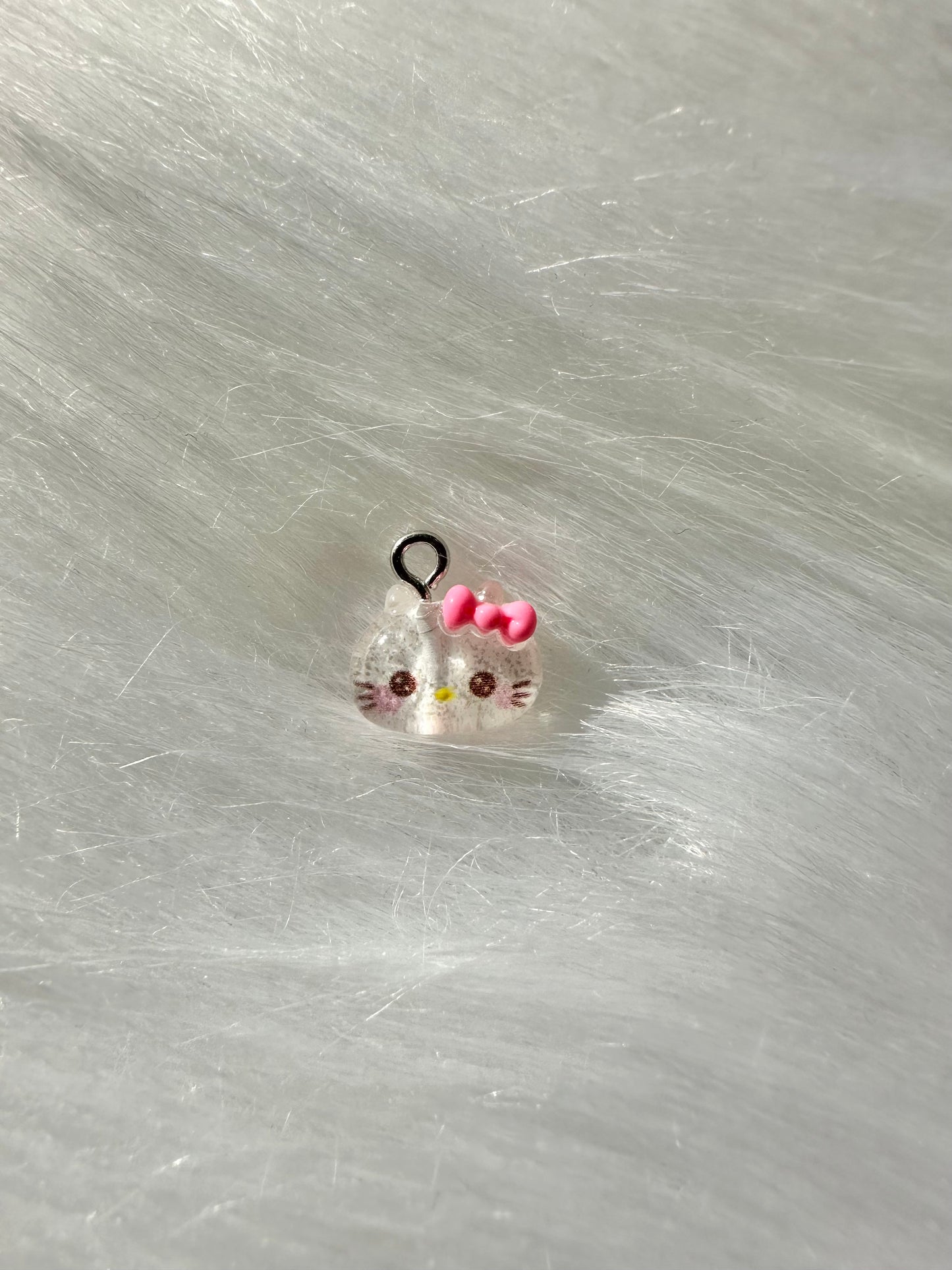 Charm-Cutesy Kitty Face Clear Pink Bow